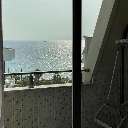Lejlighed A Four-bedroom Flat Near The Sea In Konak Terrace Alanya