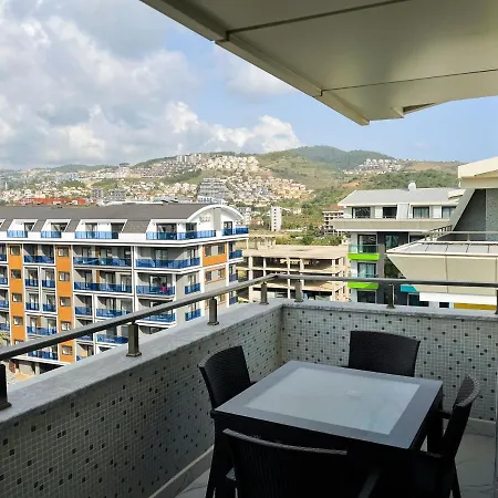 A Four-bedroom Flat Near The Sea In Konak Terrace Lejlighed Alanya