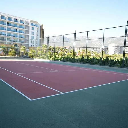 A Four-bedroom Flat Near The Sea In Konak Terrace Lejlighed *
